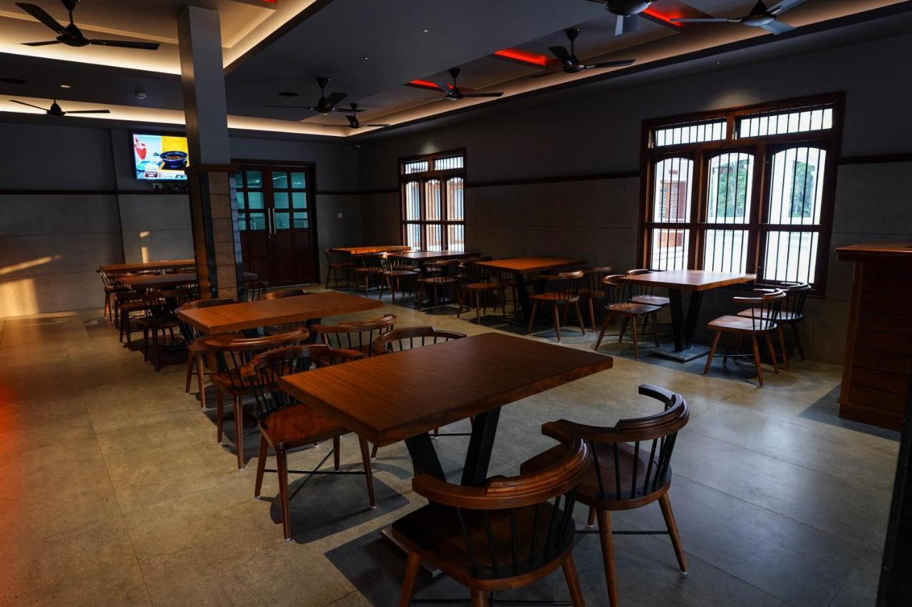 Hotel Heritage Plaza コッタヤム エクステリア 写真